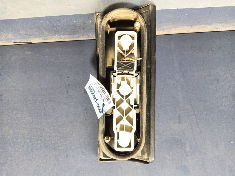 Recambio de piloto trasero derecho para renault express furgoneta/monovolumen (f40_, g40_) 1.4 (f402) referencia OEM IAM   