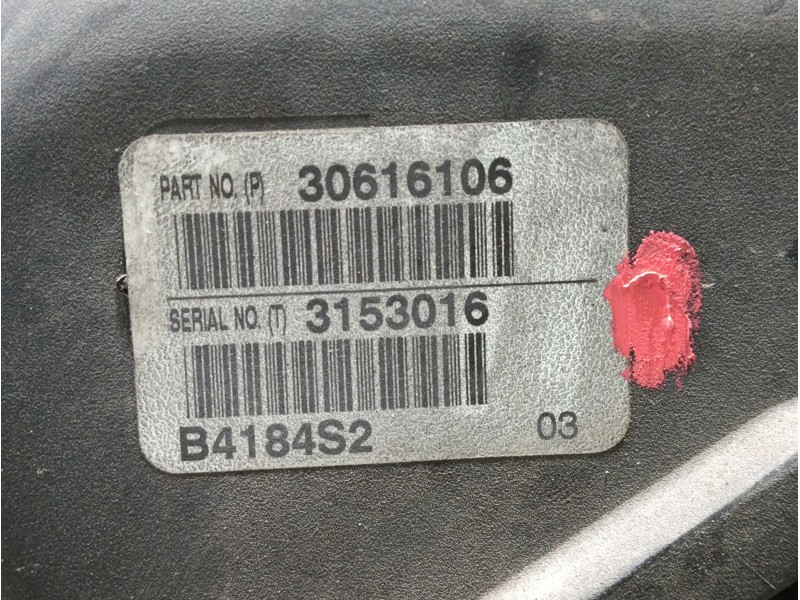 Recambio de motor completo para volvo v40 familiar 1.8 16v referencia OEM IAM B4184S2  OK