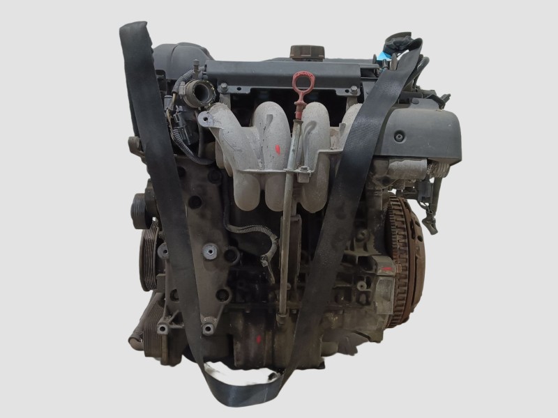 Recambio de motor completo para volvo v40 familiar 1.8 16v referencia OEM IAM B4184S2  OK