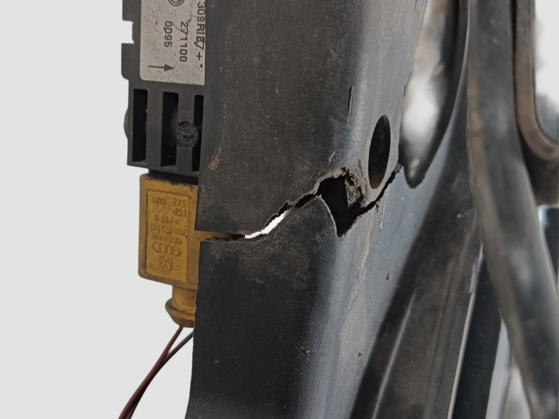 Recambio de panel frontal para audi a4 b6 (8e2) 2.5 tdi quattro referencia OEM IAM   