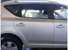 Recambio de puerta trasera derecha para kia cee´d sw (ed) 1.6 referencia OEM IAM    2