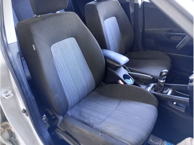 Recambio de asiento delantero derecho para kia cee´d sw (ed) 1.6 referencia OEM IAM   