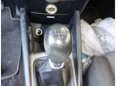 Recambio de pomo palanca cambio para kia cee´d sw (ed) 1.6 referencia OEM IAM   