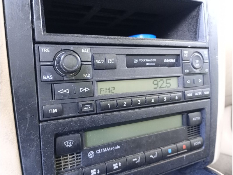 Recambio de sistema audio / radio cd para volkswagen golf iv (1j1) 1.8 4motion referencia OEM IAM   