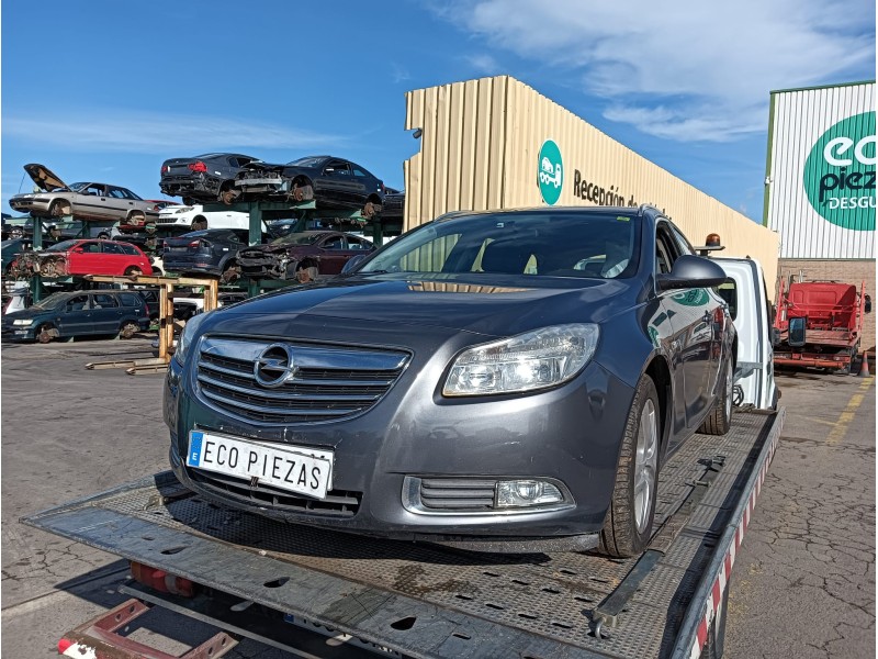 opel insignia a sedán (g09) del año 2011