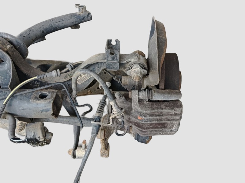 Recambio de puente trasero para volkswagen golf vi (5k1) advance referencia OEM IAM DISCO5TORNILLOS CUNA TRASERA CON MECANICA 