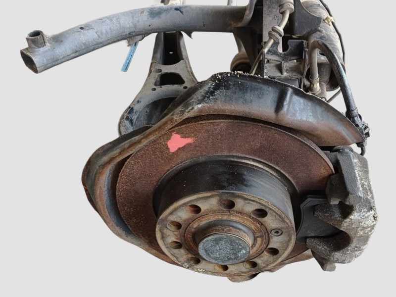 Recambio de puente trasero para volkswagen golf vi (5k1) advance referencia OEM IAM DISCO5TORNILLOS CUNA TRASERA CON MECANICA 