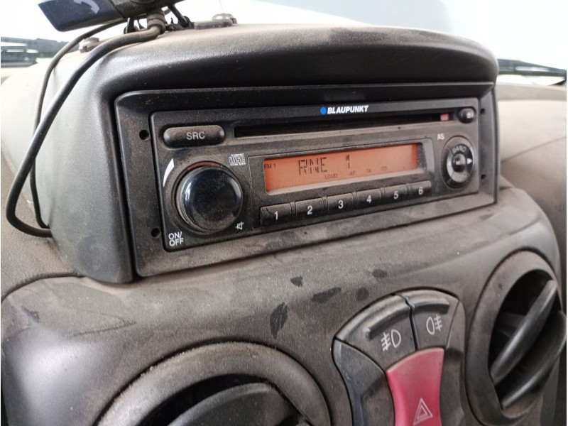 Recambio de sistema audio / radio cd para fiat doblo furgoneta/monovolumen (223_) 1.9 jtd referencia OEM IAM   