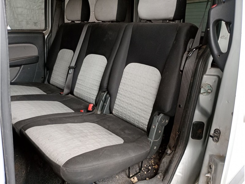 Recambio de asiento trasero izquierdo para fiat doblo furgoneta/monovolumen (223_) 1.9 jtd referencia OEM IAM   