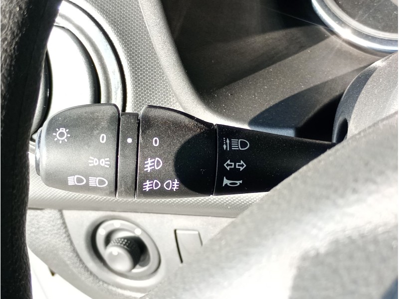 Recambio de mando luces para dacia sandero ii 1.5 dci referencia OEM IAM   