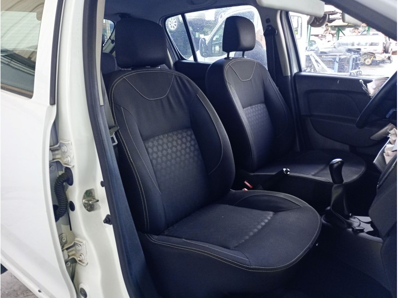 Recambio de asiento delantero derecho para dacia sandero ii 1.5 dci referencia OEM IAM   