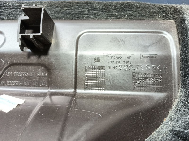 Recambio de guantera para opel insignia berlina cosmo referencia OEM IAM   