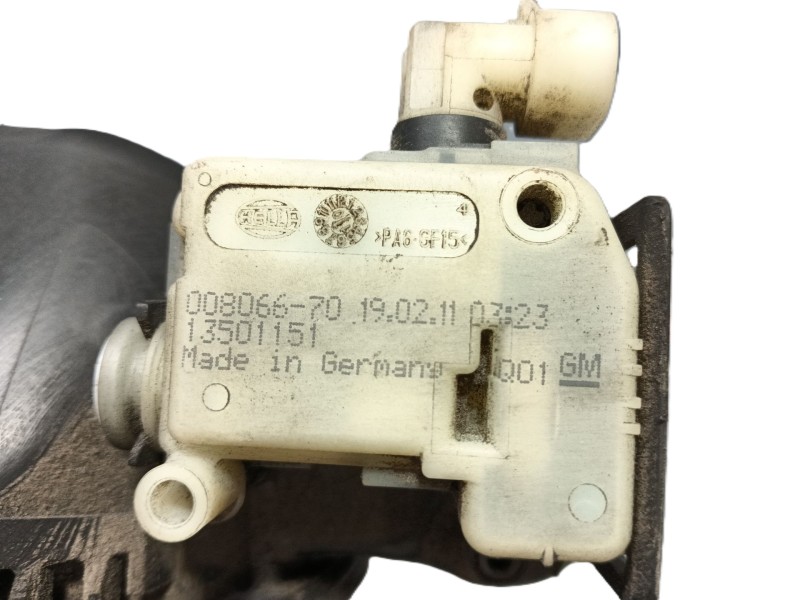 Recambio de tapa exterior combustible para opel insignia berlina cosmo referencia OEM IAM   