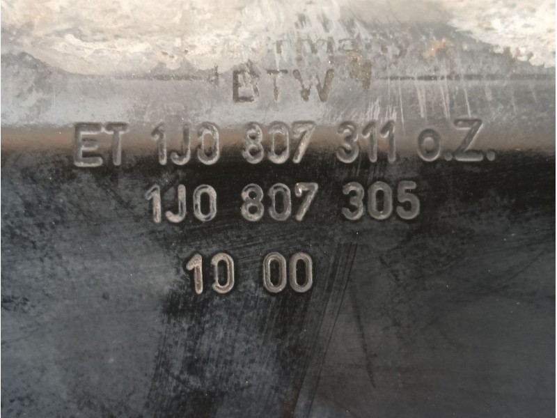 Recambio de refuerzo paragolpes trasero para volkswagen golf iv (1j1) 1.9 tdi referencia OEM IAM  1J0807311 