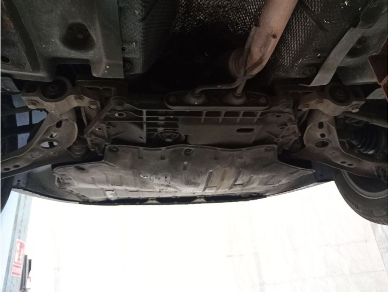 Recambio de puente delantero para seat altea (5p1) 1.6 tdi referencia OEM IAM   