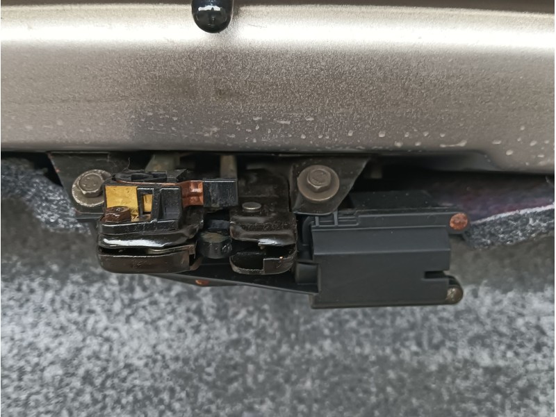 Recambio de porton trasero para chrysler new yorker (lh) básico referencia OEM IAM COMPLETO  