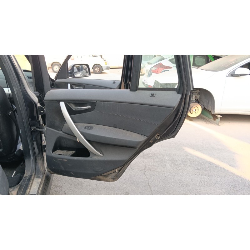 Recambio de guarnecido puerta trasera derecha para bmw x3 (e83) 2.0 sd referencia OEM IAM   