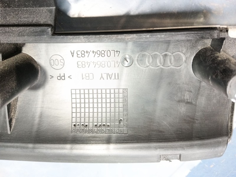 Recambio de molduras traseras para audi q7 (4lb) 3.0 tdi quattro referencia OEM IAM   