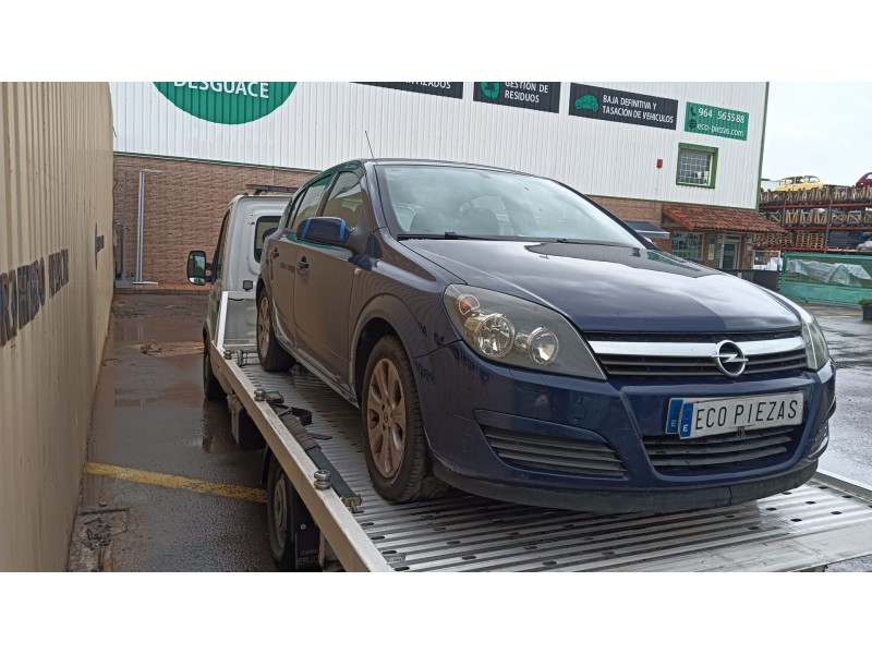 opel astra h (a04) del año 2004