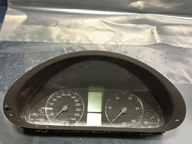 Recambio de cuadro instrumentos para mercedes-benz clase c (w203) berlina 270 cdi (203.016) referencia OEM IAM   