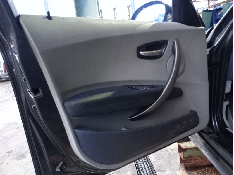 Recambio de guarnecido puerta delantera izquierda para bmw 1 (e87) 118 d referencia OEM IAM   