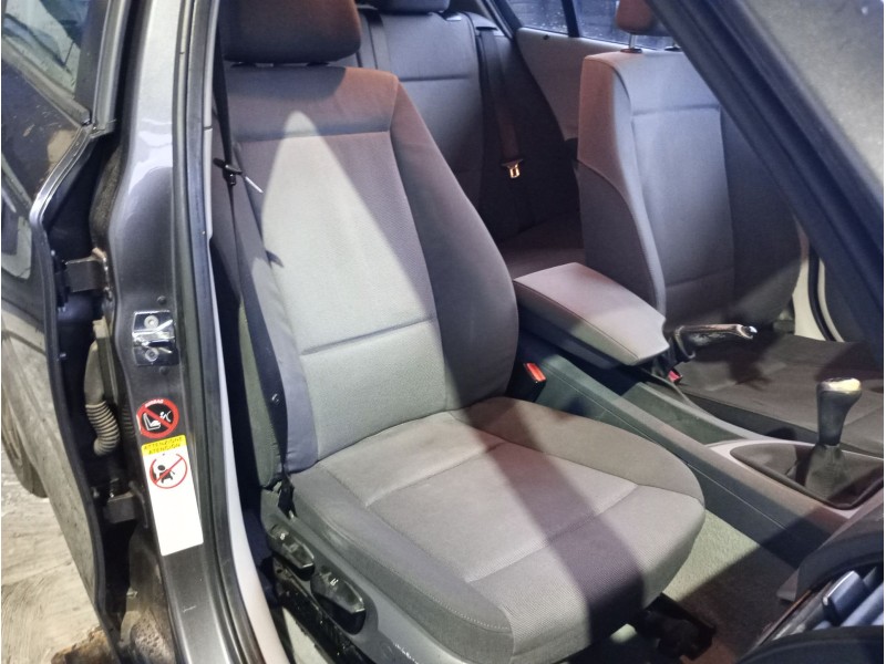 Recambio de asiento delantero derecho para bmw 1 (e87) 118 d referencia OEM IAM   