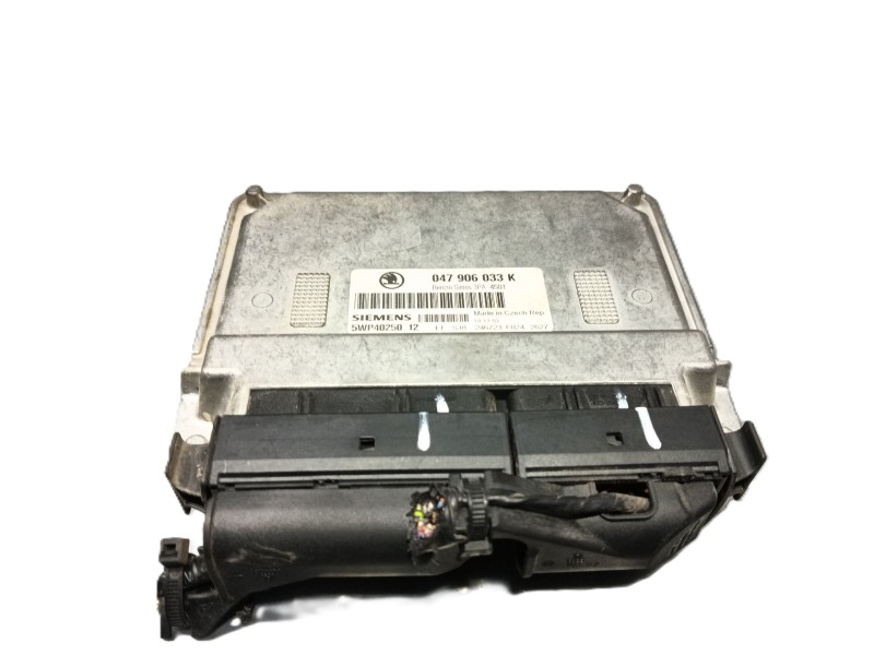 Recambio de centralita motor uce para skoda fabia i (6y2) 1.4 referencia OEM IAM   