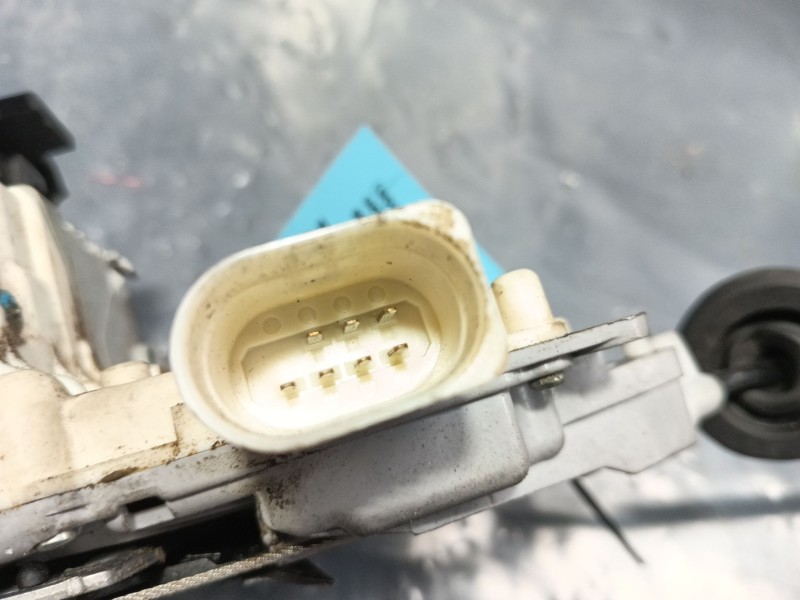 Recambio de cerradura puerta delantera derecha para audi a6 berlina (4f2) 2.0 tdi referencia OEM IAM   
