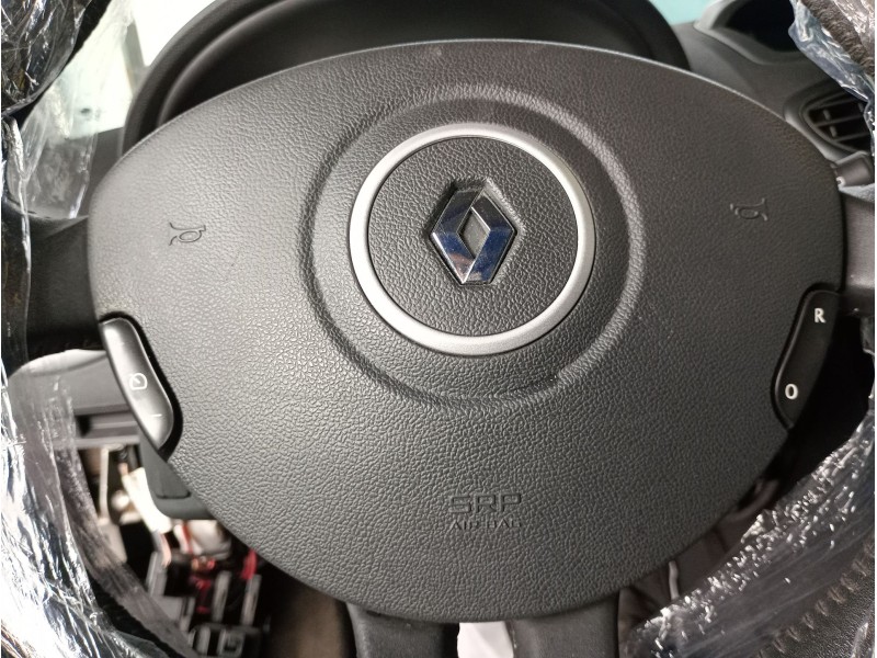 Recambio de airbag delantero izquierdo para renault clio iii (br0/1, cr0/1) 1.5 dci (br17, cr17) referencia OEM IAM   