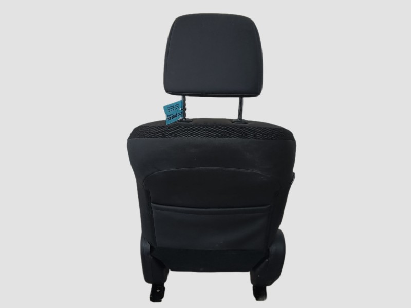 Recambio de asiento delantero derecho para nissan juke (f15) 1.2 dig-t referencia OEM IAM   