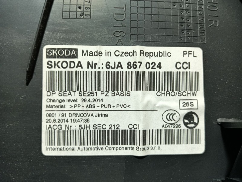 Recambio de guarnecido puerta trasera derecha para seat toledo (kg3) reference referencia OEM IAM   