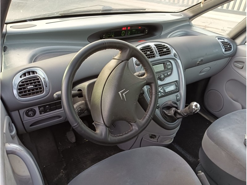 citroën xsara picasso (n68) del año 2004