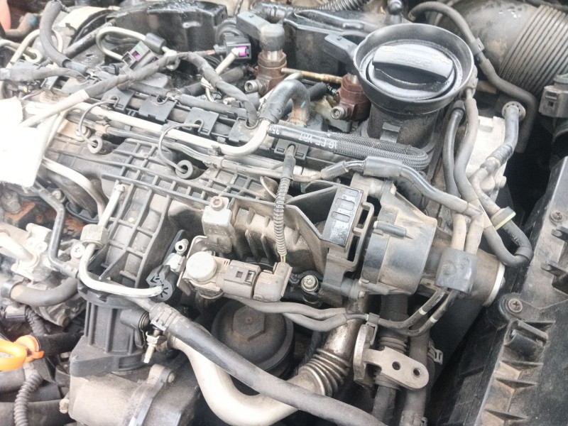 Recambio de despiece motor para seat leon (1p1) 1.6 tdi referencia OEM IAM   