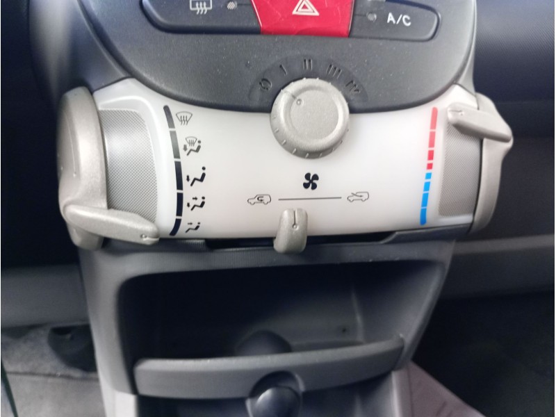 Recambio de mando calefaccion / aire acondicionado para toyota aygo (_b1_) 1.0 (kgb10_) referencia OEM IAM   