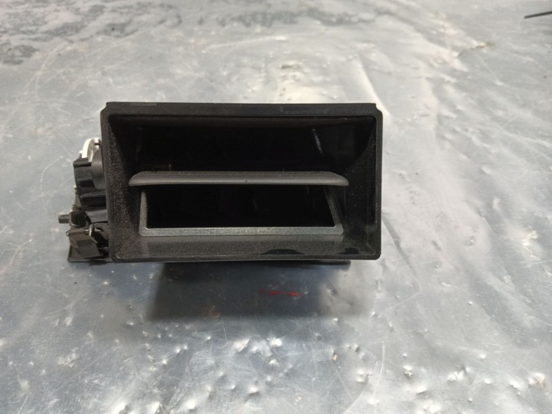 Recambio de rejilla aireadora para seat toledo (kg3) reference referencia OEM IAM   