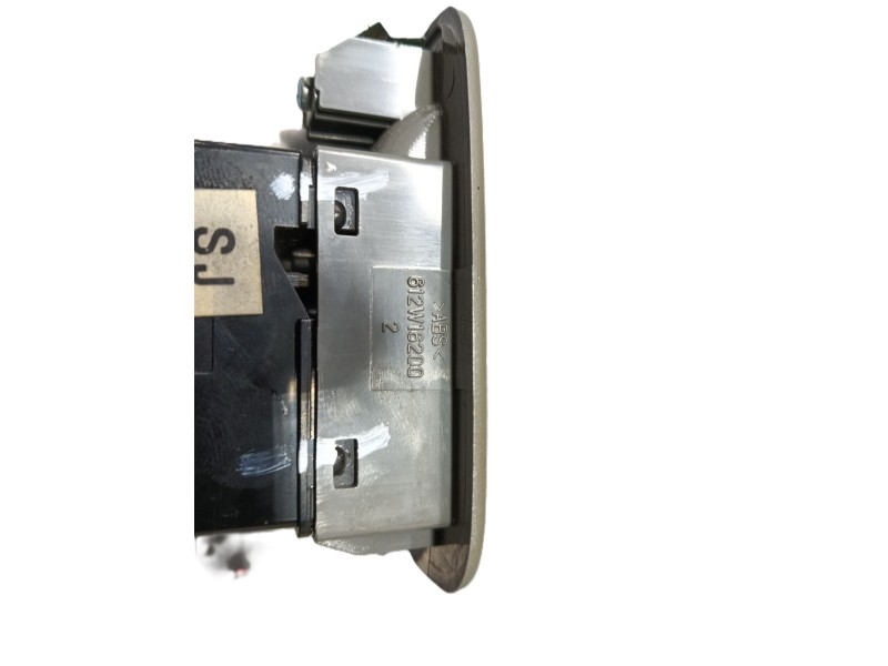 Recambio de mando elevalunas trasero izquierdo para chevrolet nubira sedán 1.6 referencia OEM IAM   