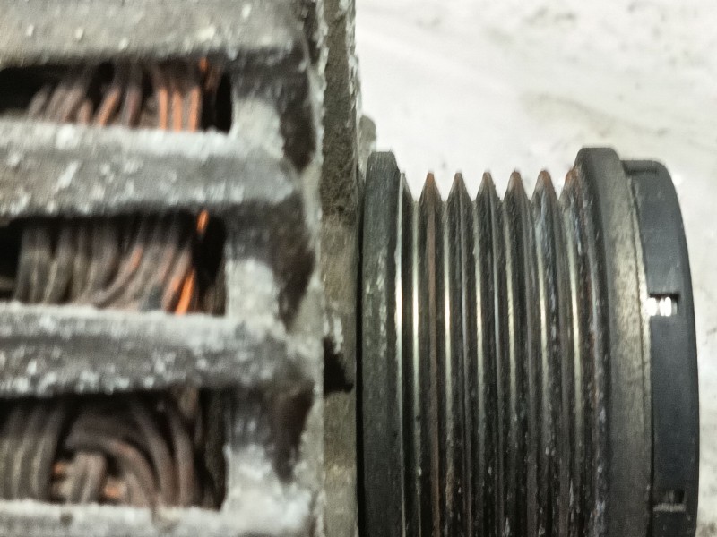 Recambio de alternador para bmw serie 3 berlina (e90) 318d referencia OEM IAM   