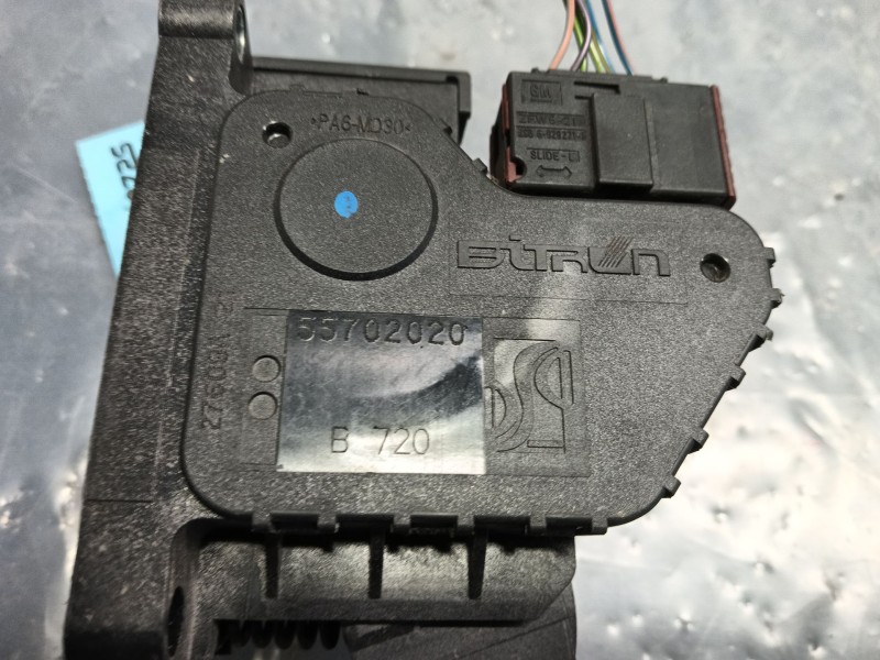 Recambio de potenciometro pedal para alfa romeo mito (145) distinctive referencia OEM IAM   