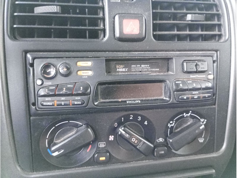 Recambio de sistema audio / radio cd para mitsubishi carisma (da_) 1.6 (da1a) referencia OEM IAM   