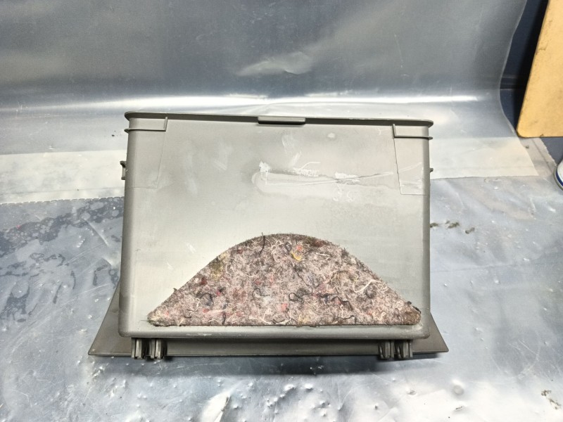 Recambio de guantera para toyota yaris (_p1_) 1.4 d-4d (nlp10_) referencia OEM IAM   