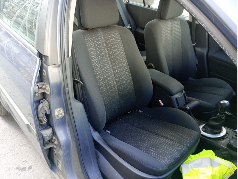 Recambio de asiento delantero derecho para renault megane ii sedán (lm0/1_) 1.9 dci referencia OEM IAM   