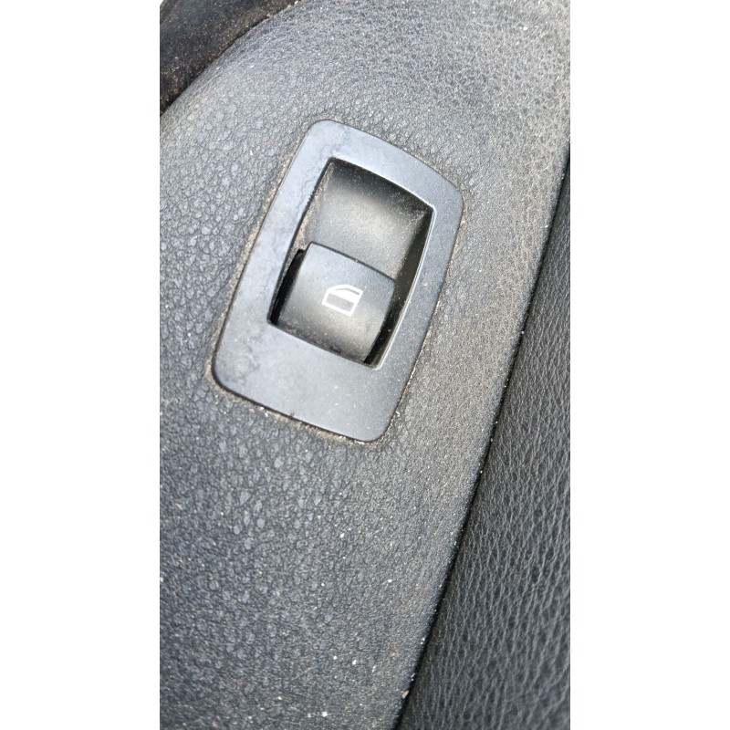 Recambio de mando elevalunas delantero derecho para bmw x3 (e83) 2.0 sd referencia OEM IAM 61316922244  