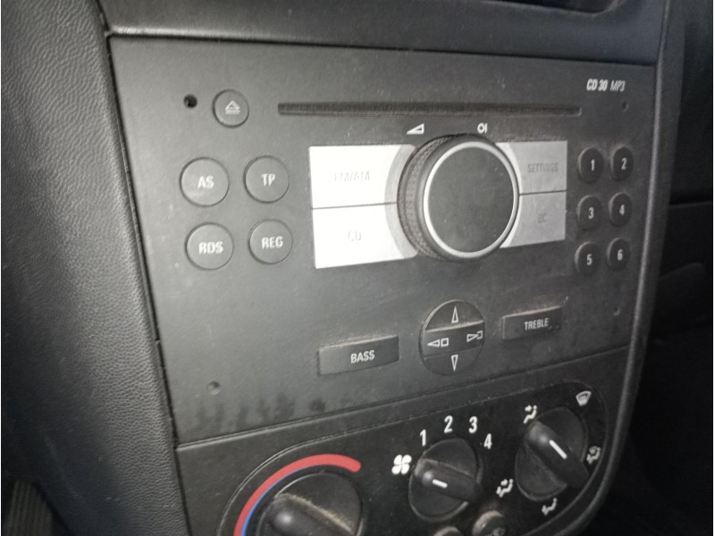 Recambio de sistema audio / radio cd para opel combo tour 1.3 cdti 16v referencia OEM IAM   