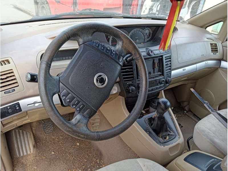 ssangyong rodius i del año 2010