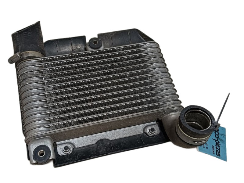 Recambio de intercooler para toyota yaris (_p1_) 1.4 d-4d (nlp10_) referencia OEM IAM  33010359 