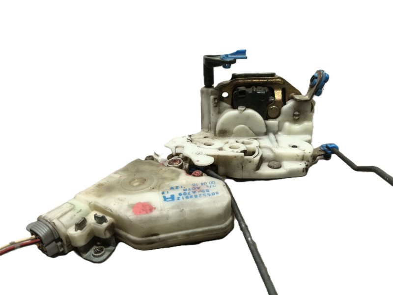 Recambio de cerradura puerta delantera derecha para nissan almera (n16/e) comfort referencia OEM IAM 805026M900 8055289912 