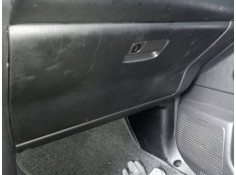 Recambio de guantera para nissan patrol gr v wagon (y61) 3.0 dti referencia OEM IAM    2