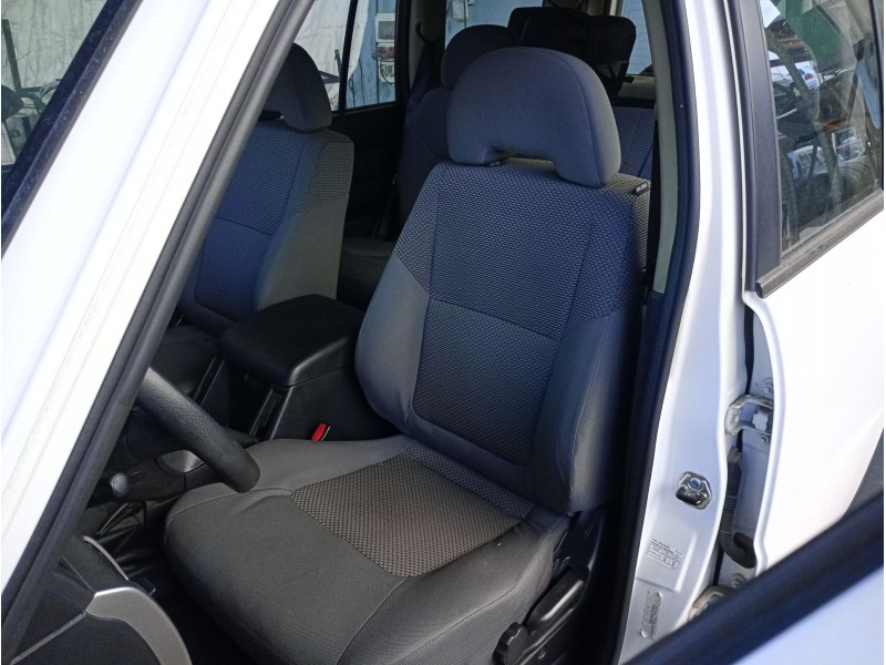 Recambio de asiento delantero izquierdo para nissan patrol gr v wagon (y61) 3.0 dti referencia OEM IAM   