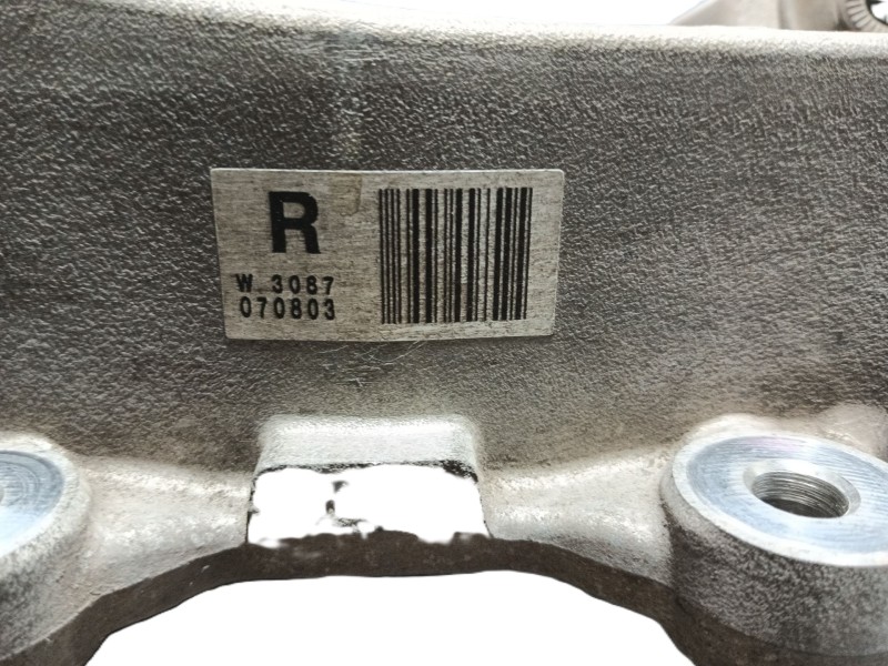 Recambio de mangueta trasera derecha para lexus is ii (_e2_) 220d (ale20) referencia OEM IAM   