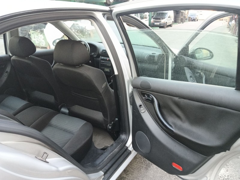 seat toledo ii (1m2) del año 2003